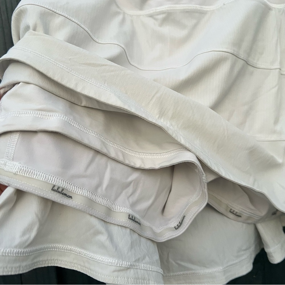 Lululemon Pace Rival Mid-Rise
Skirt *Long EUC, size 12 - Picture 4 of 6